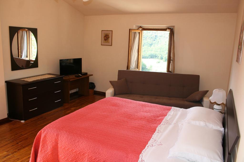 Valle Del Belvedere Spolète Extérieur photo